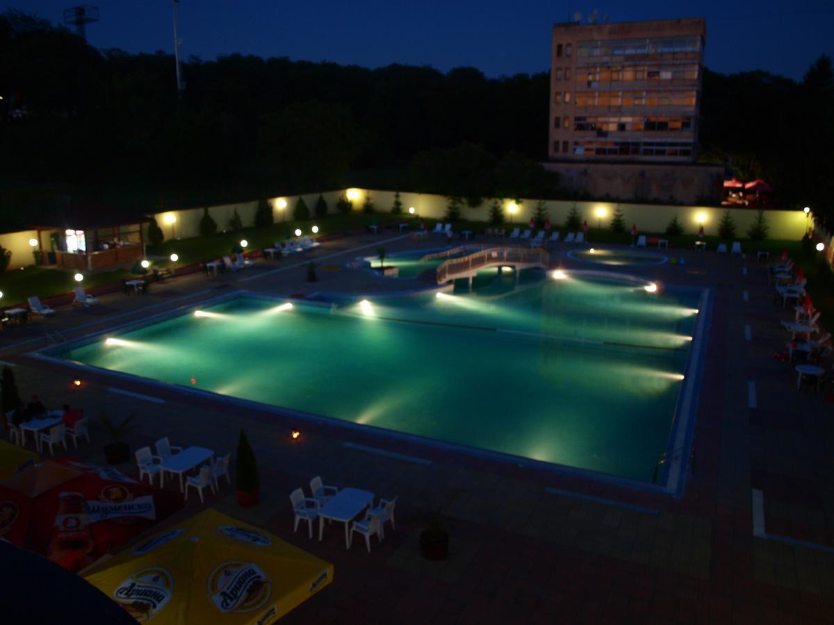 Hotel Mimoza Razgrad ภายนอก รูปภาพ